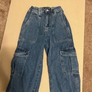 Cute cargo jeans sz 0/24